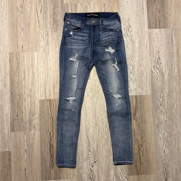 Express Mid Rise Jeans, Size 2R - Picture 2 of 5